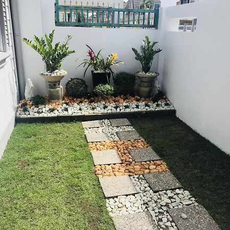Hillary Timog Park Homes Angeles Bagian luar foto