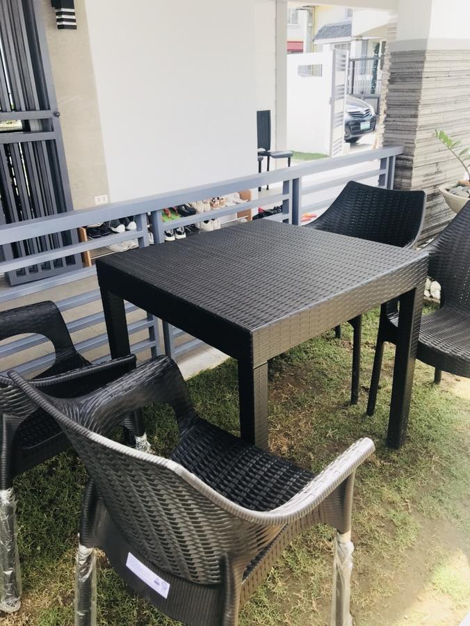 Hillary Timog Park Homes Angeles Bagian luar foto