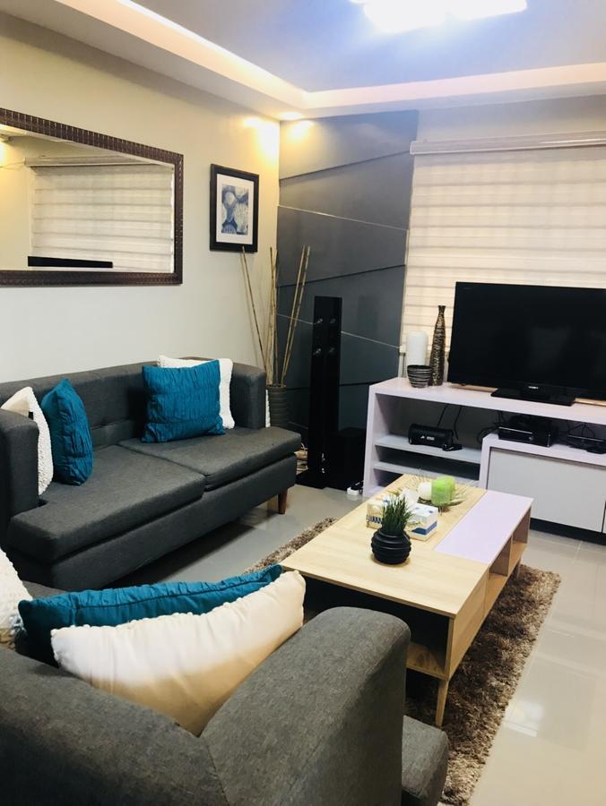Hillary Timog Park Homes Angeles Bagian luar foto