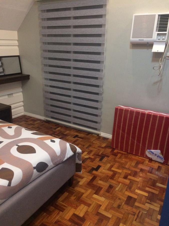Hillary Timog Park Homes Angeles Bagian luar foto