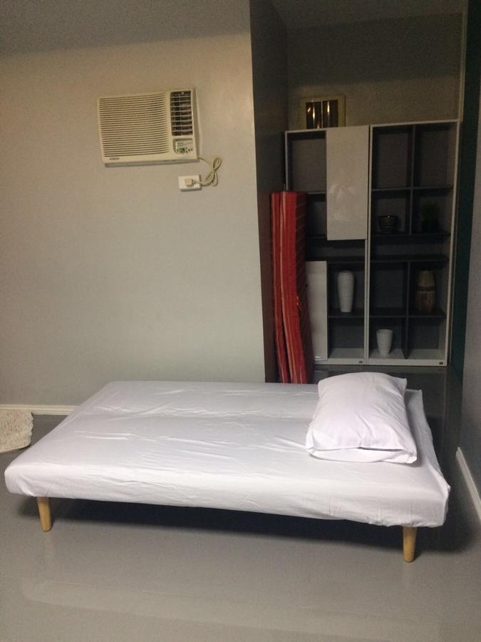 Hillary Timog Park Homes Angeles Bagian luar foto