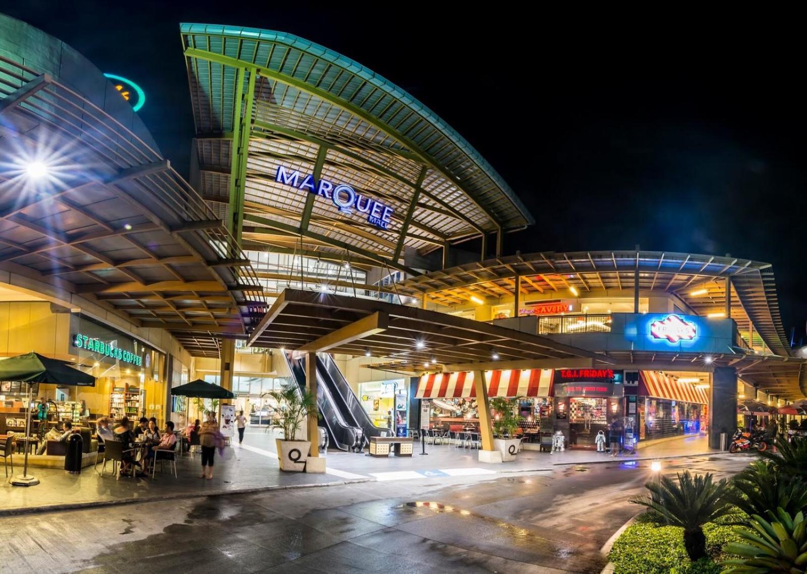 Hillary Timog Park Homes Angeles Bagian luar foto
